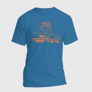 Camiseta de transportes azul mostrando una ilustración de un duende agarrando un camión trailer